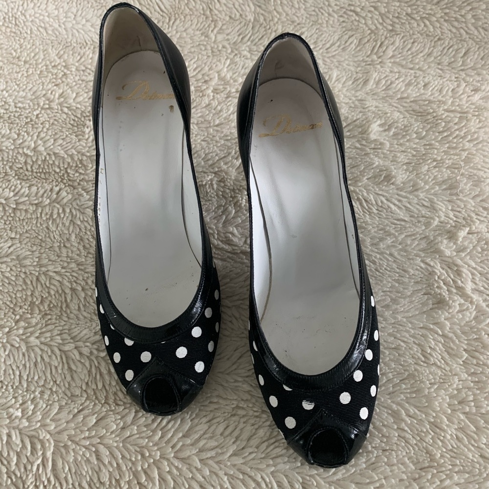 Delman Peeptoe Pump